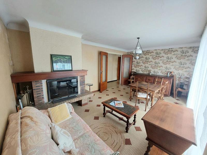 Immeuble - 135 m² - 6 pièces