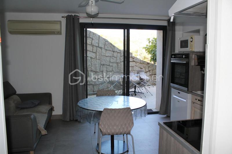 Maison en pierre - 263 m² - 11 pièces