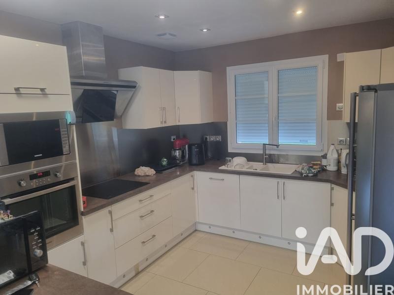 Maison - 140 m² - 5 pièces