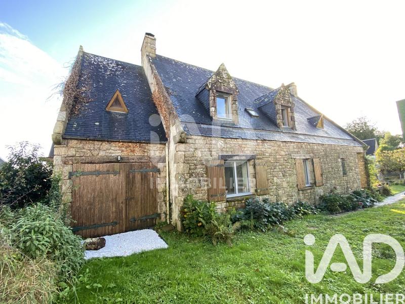 Maison - 224 m² - 7 pièces