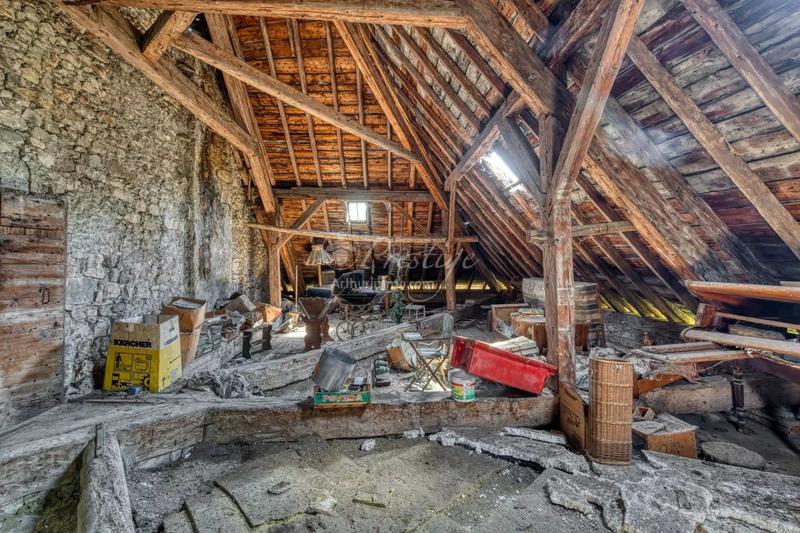 Maison - 500 m² - 10 pièces