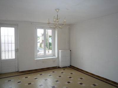 Maison - 142 m² - 9 pièces