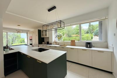 Maison - 187 m² - 5 pièces