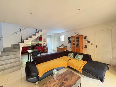 Maison - 80 m² - 4 pièces