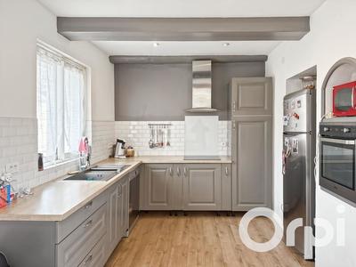 Maison - 177 m² - 5 pièces