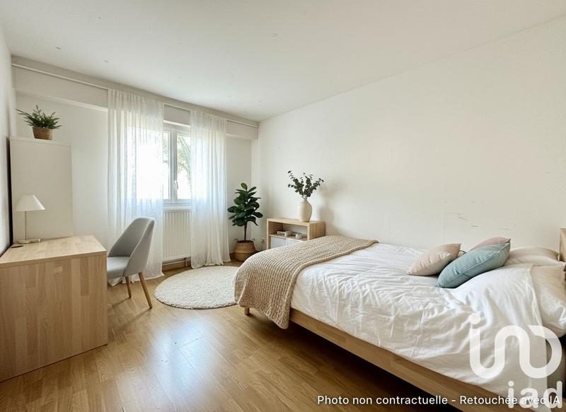 Appartement - 83 m² - 4 pièces