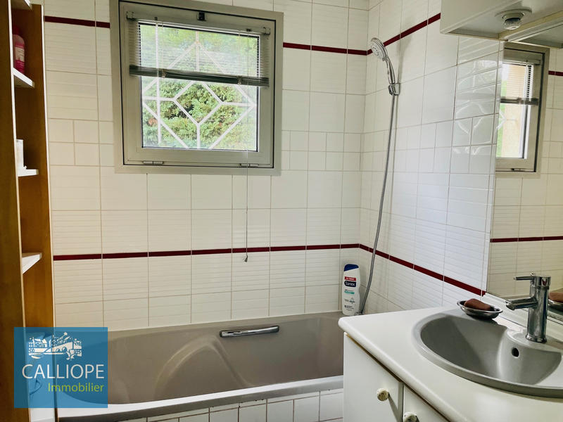 Maison - 166 m² - 7 pièces