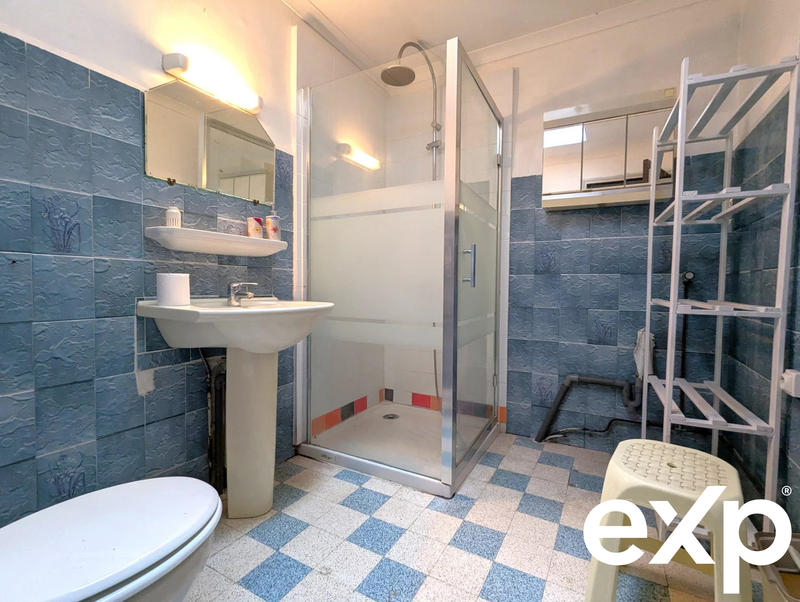 Appartement - 93 m² - 5 pièces