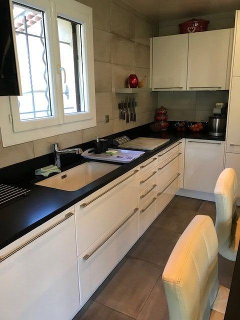 Maison - 220 m² - 10 pièces