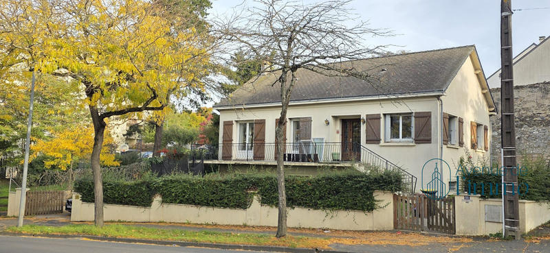 Maison - 90 m² - 4 pièces