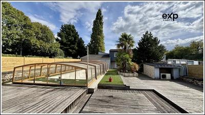 Maison de ville - 136 m² - 5 pièces