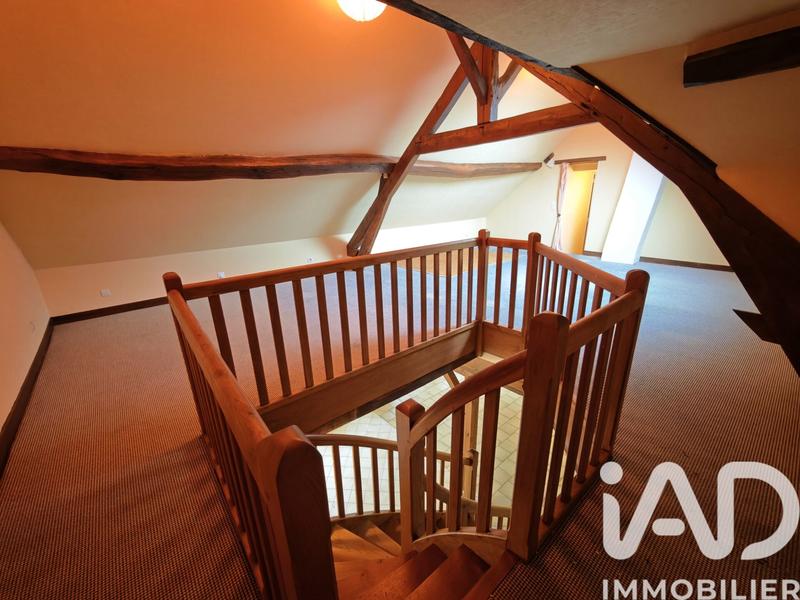 Maison - 182 m² - 6 pièces