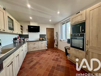 Maison - 178 m² - 9 pièces