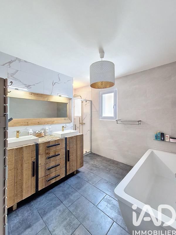 Maison - 124 m² - 6 pièces