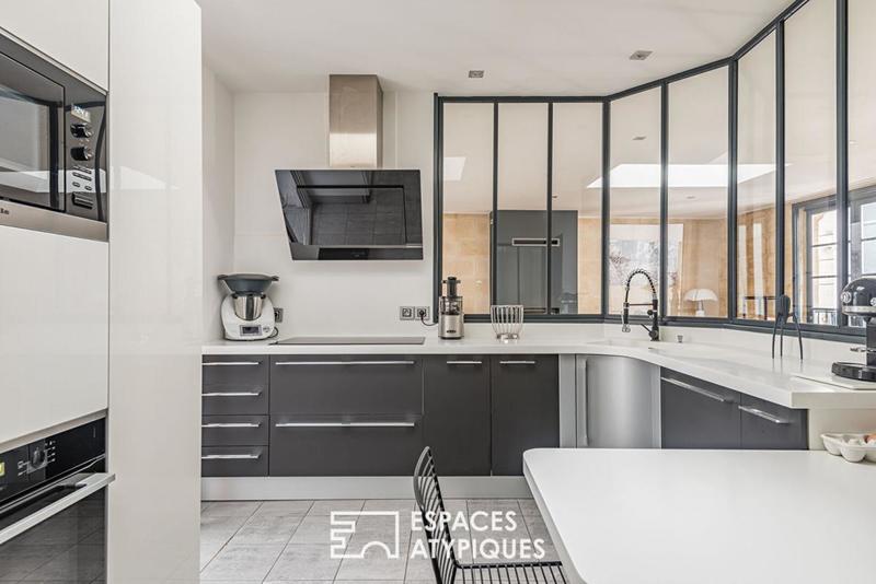 Maison - 234 m² - 6 pièces