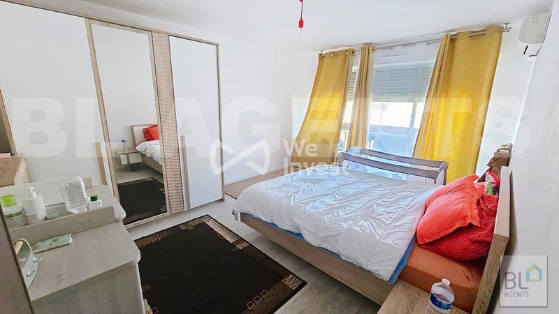 Appartement - 98 m² - 5 pièces