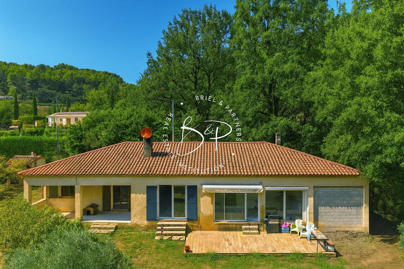 Maison - 104 m² - 5 pièces