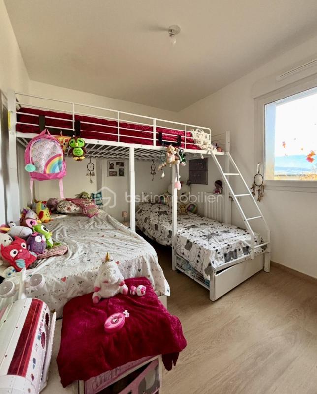 Appartement - 94 m² - 7 pièces