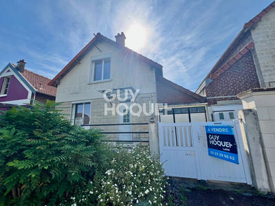 Maison - 95 m² - 5 pièces