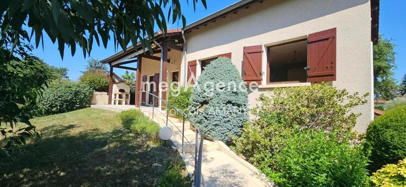 Maison traditionnelle - 154 m² - 7 pièces