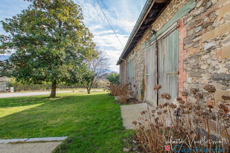 Maison bourgeoise - 393 m² - 10 pièces