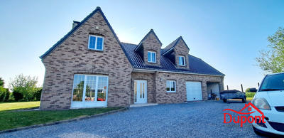 Maison - 193 m² - 10 pièces