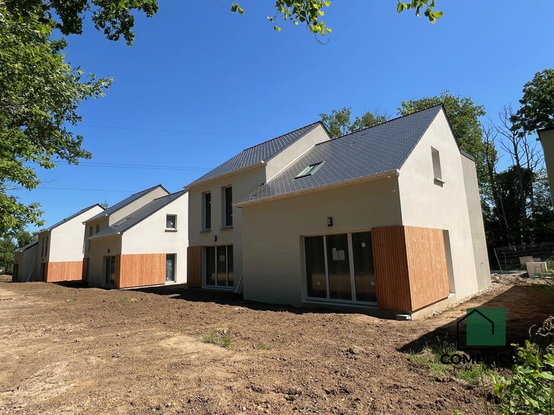 Maison - 80 m² - 4 pièces