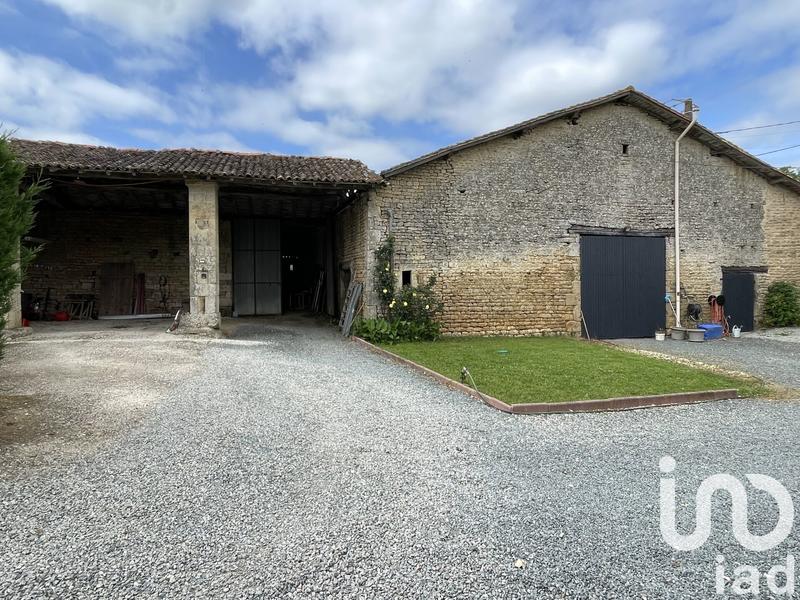 Maison - 201 m² - 6 pièces