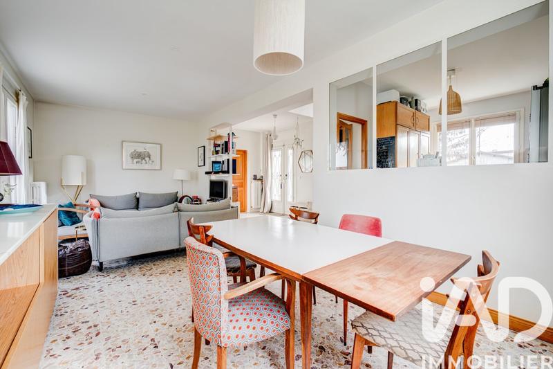 Maison - 102 m² - 5 pièces