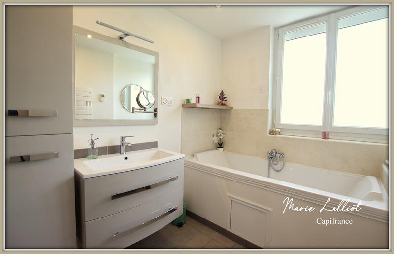 Maison - 160 m² - 5 pièces