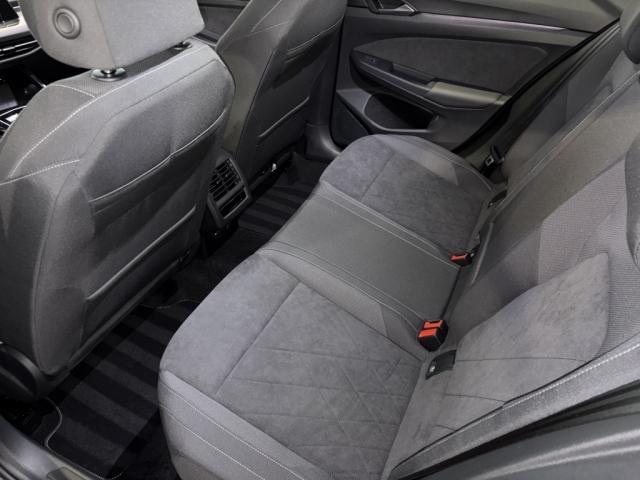 Volkswagen Golf 1.5 eTSI Opf 130 Dsg7 Style