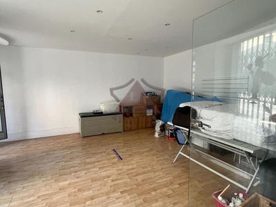 Immeuble - 73 m² - 4 pièces