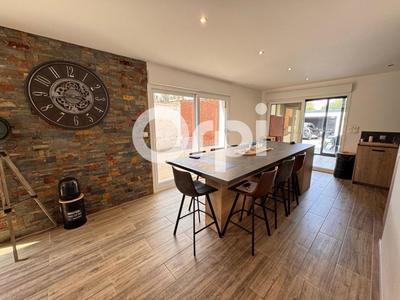 Maison - 147 m² - 5 pièces