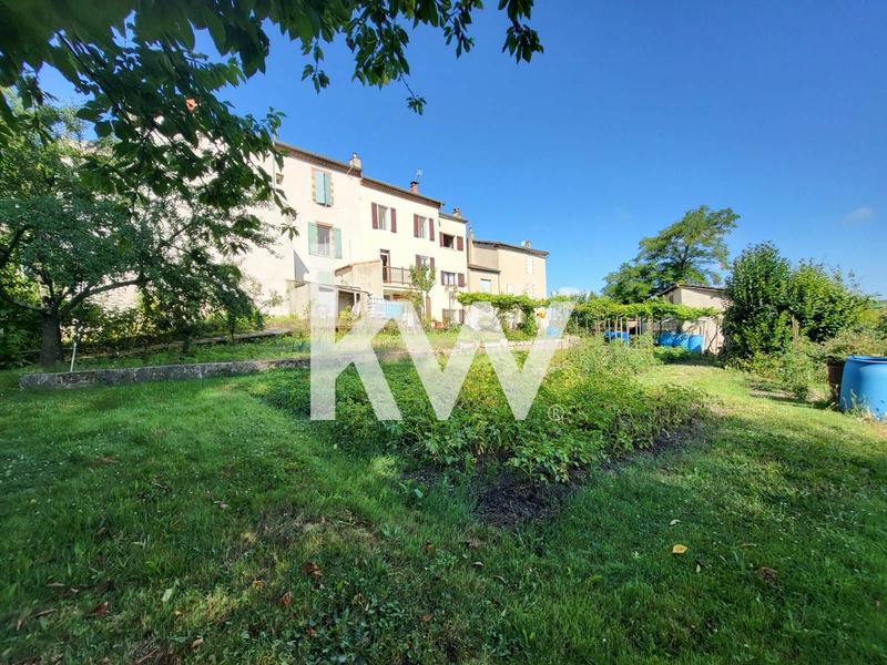 Maison - 177 m² - 6 pièces