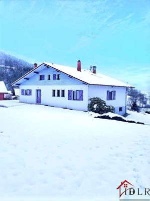 Maison - 147 m² - 8 pièces