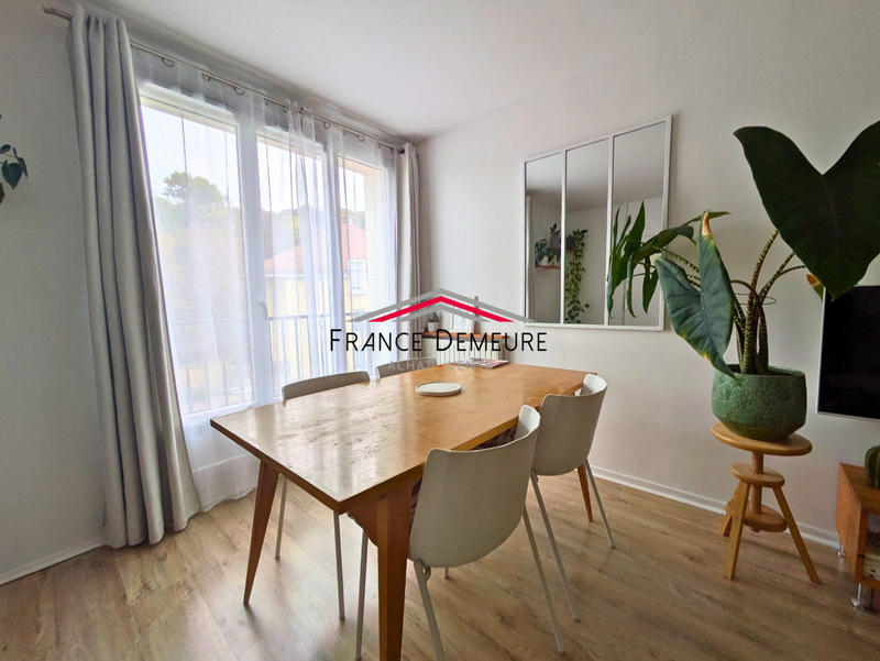 Appartement - 63 m² - 4 pièces