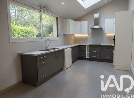 Maison - 178 m² - 7 pièces