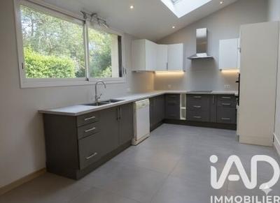 Maison - 178 m² - 7 pièces