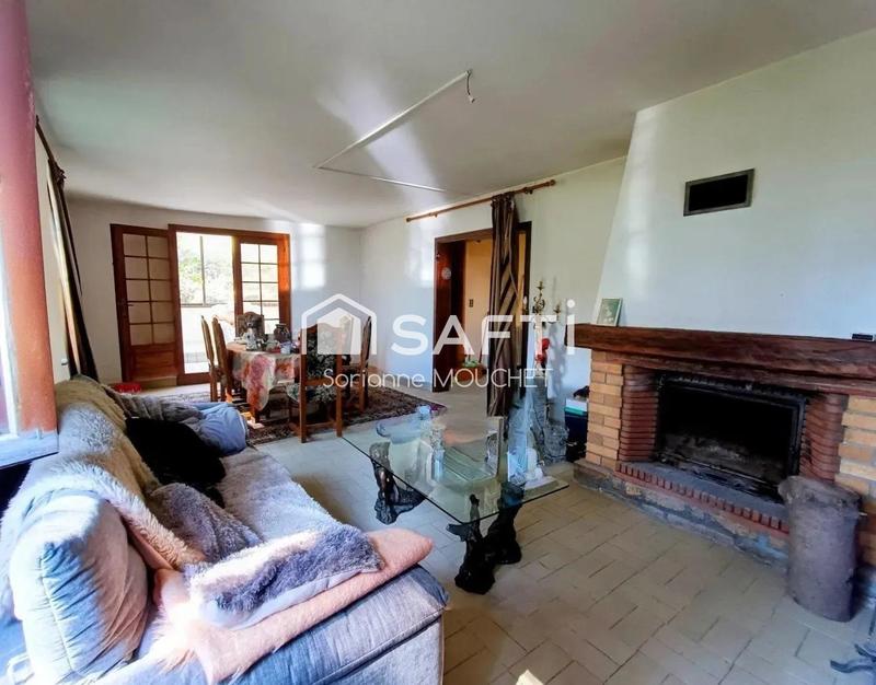 Maison - 181 m² - 6 pièces