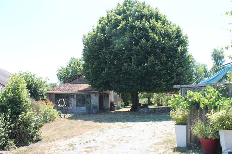 Maison - 124 m² - 9 pièces