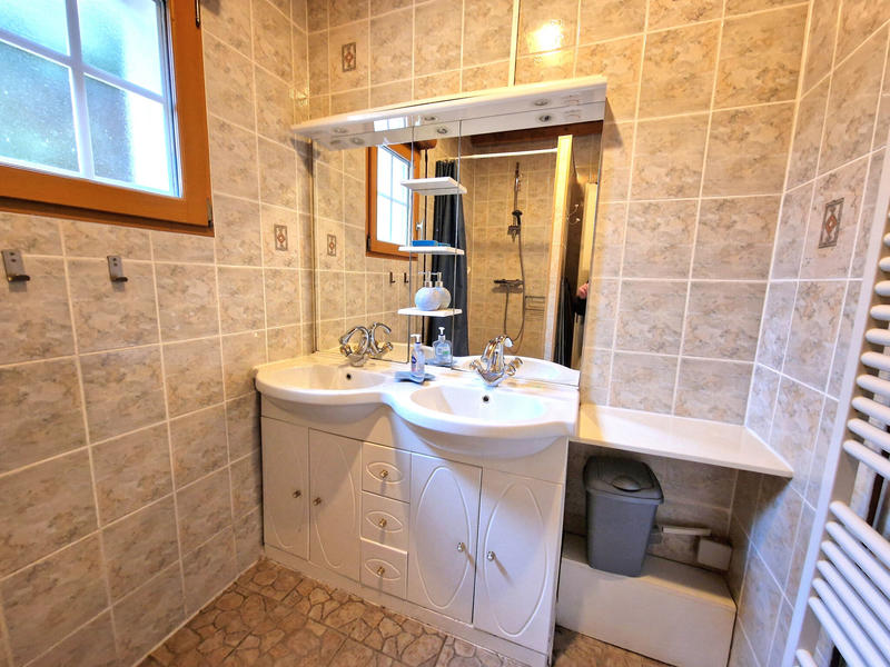 Maison - 196 m² - 8 pièces