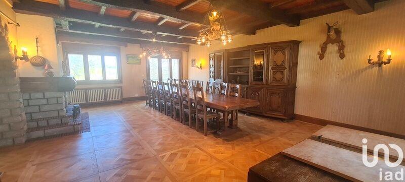 Maison - 317 m² - 10 pièces