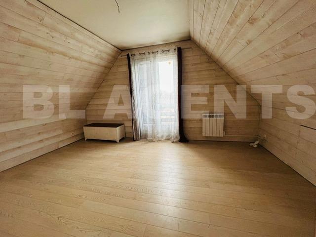 Maison - 106 m² - 4 pièces