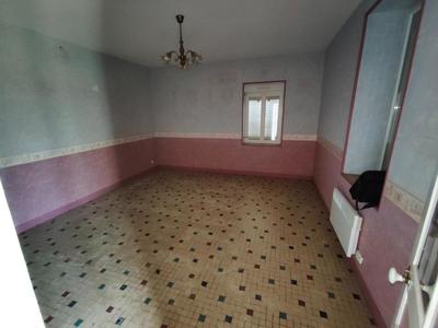 Maison - 121 m² - 7 pièces