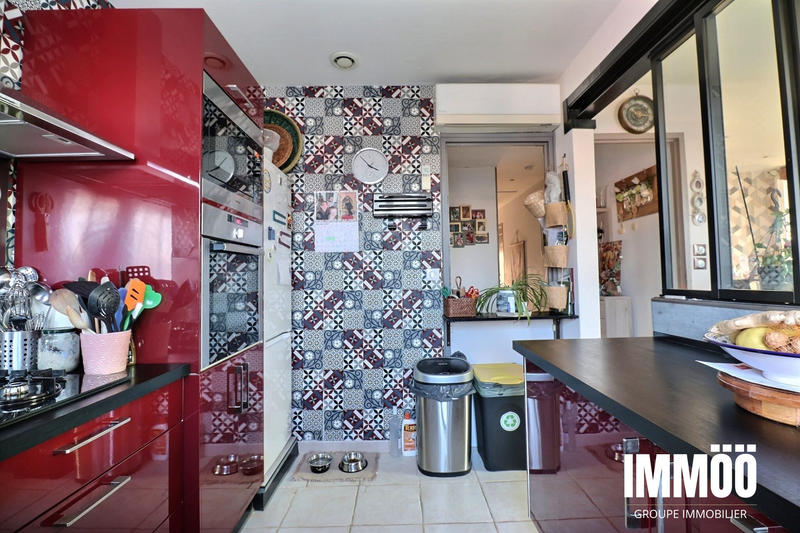 Maison - 95 m² - 5 pièces