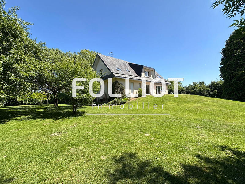 Maison - 294 m² - 9 pièces