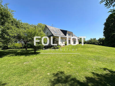 Maison - 294 m² - 9 pièces