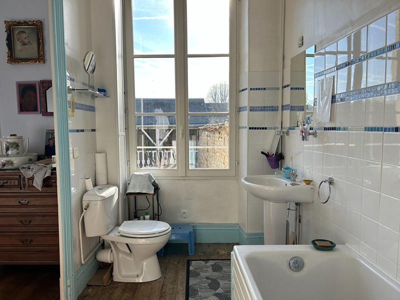 Maison - 205 m² - 6 pièces