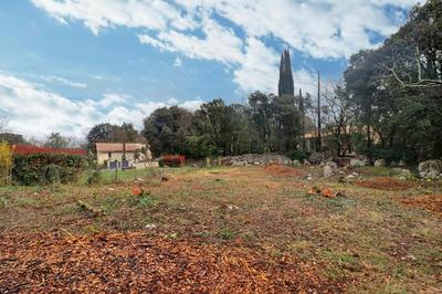 Terrain constructible - 1 840 m²