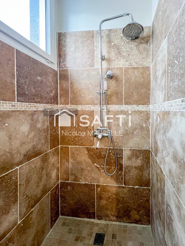 Maison - 130 m² - 6 pièces